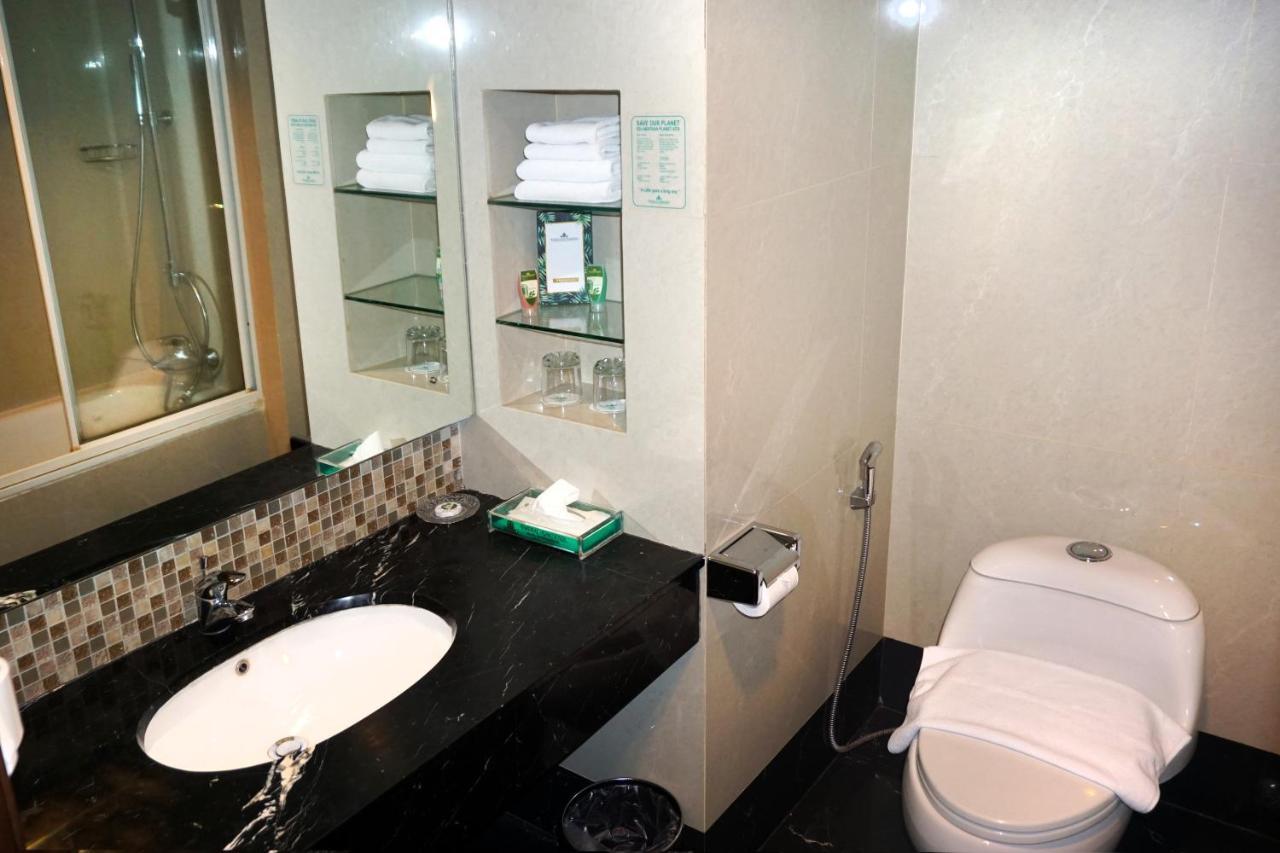Emerald Garden International Hotel Медан Екстериор снимка