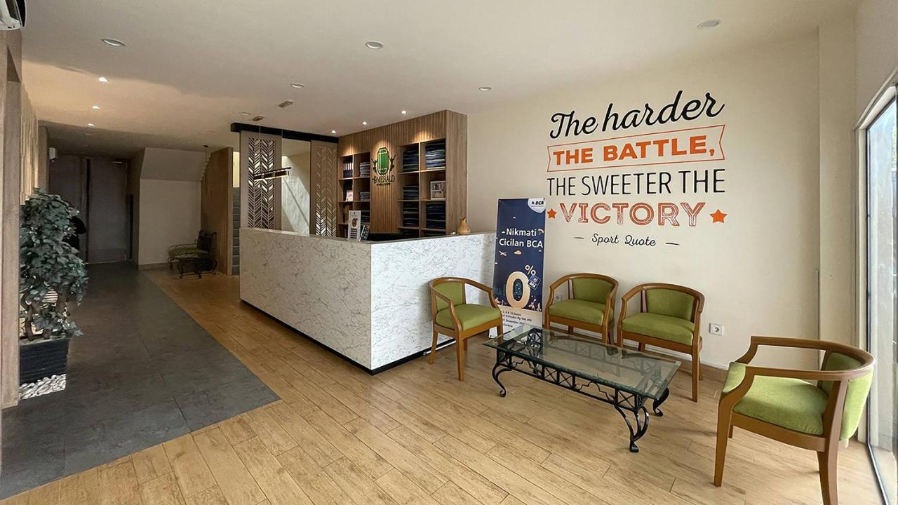 Emerald Garden International Hotel Медан Екстериор снимка