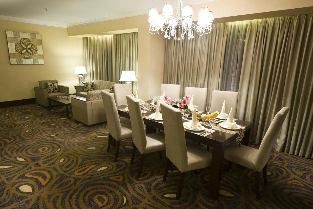 Emerald Garden International Hotel Медан Екстериор снимка